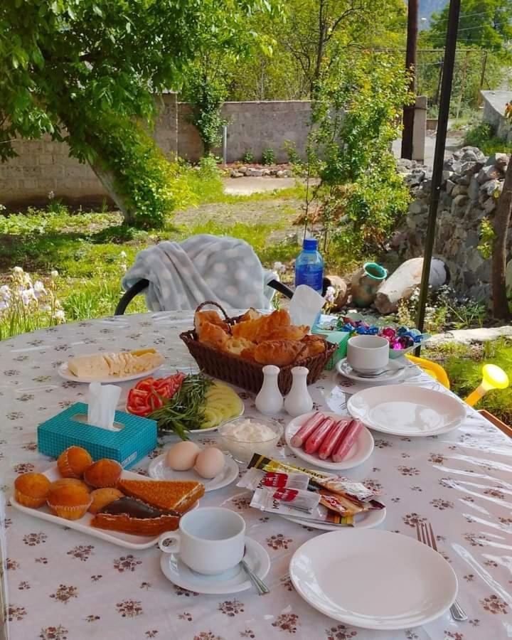 מלון אלוורדי Pottery House Sanahin מראה חיצוני תמונה